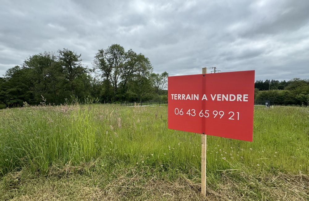 Vente terrain Peyrilhac Haute-Vienne